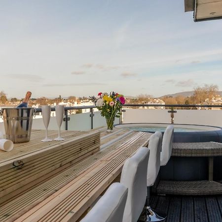 Central Penthouse With Hot Tub & Views 22 Τσέλτενχαμ Εξωτερικό φωτογραφία