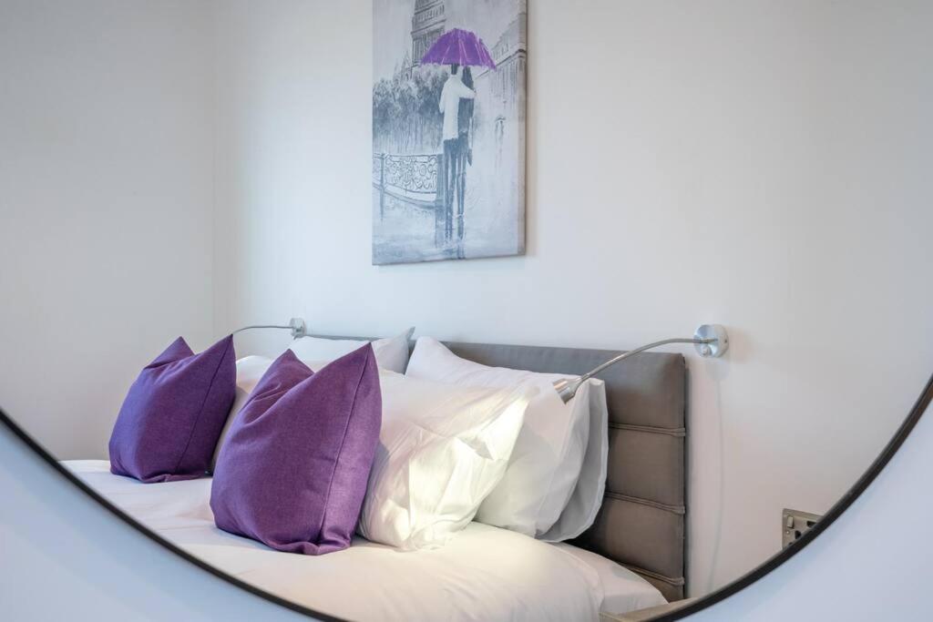 Central Penthouse With Hot Tub & Views 22 Τσέλτενχαμ Εξωτερικό φωτογραφία